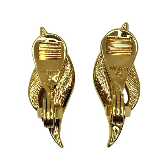 Vintage Monet Gold Tone Rhinestone Encrusted Leaf Clip On Earrings Signed - Picture 6 of 6